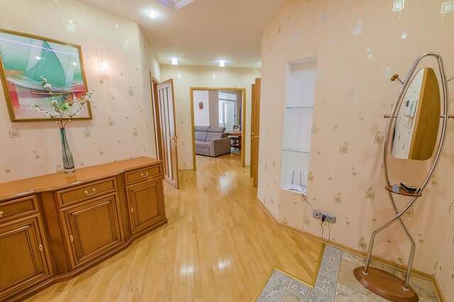 Апартаменты MinskLuxury 2 bedrooms (3 rooms) apartment Минск-13
