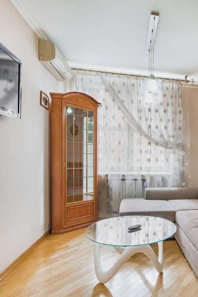 Апартаменты MinskLuxury 2 bedrooms (3 rooms) apartment Минск-14